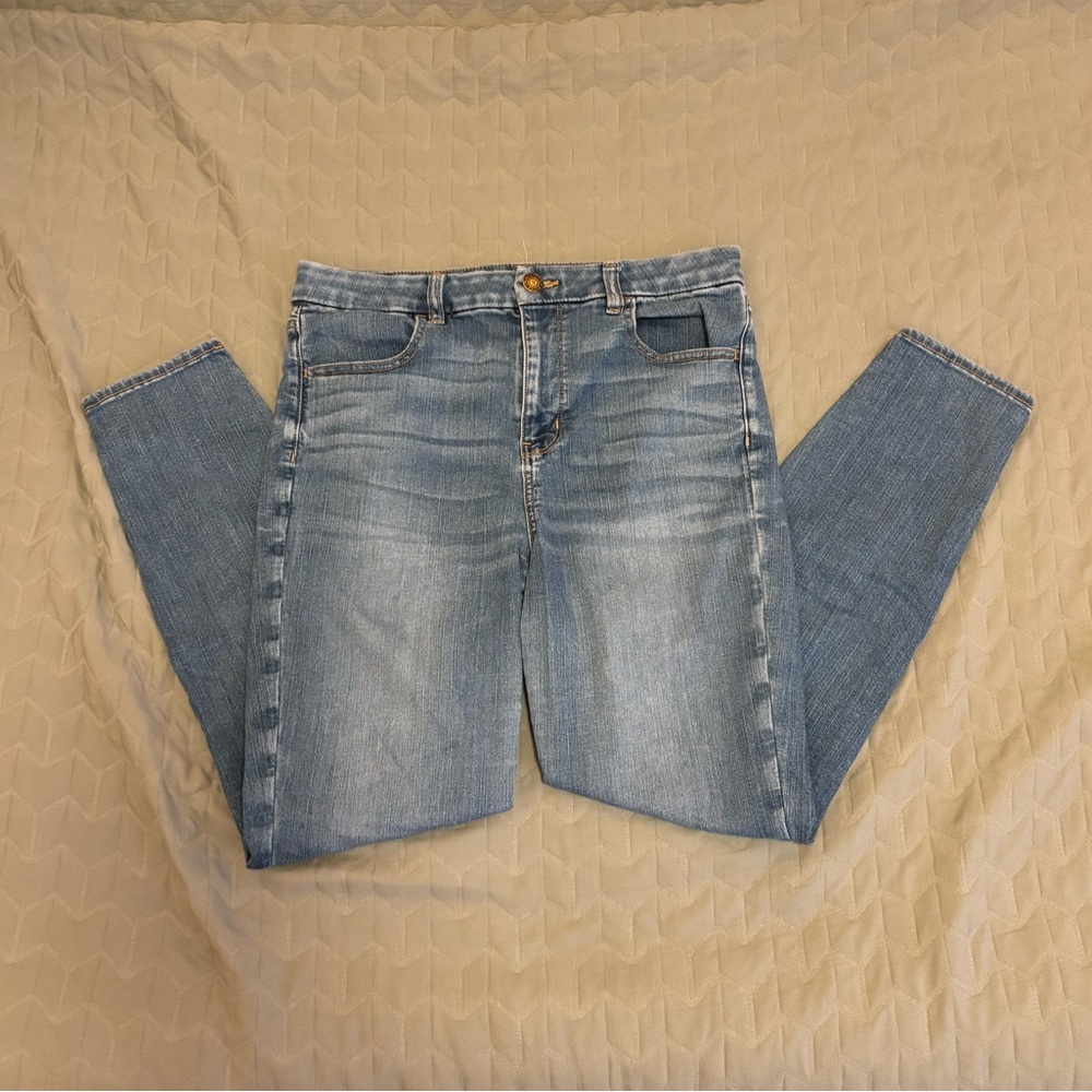 American Eagle curvy hi-rise jegging - size 12 regular / lighter wash